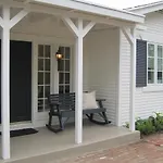 Chic West Hollywood Bungalow With Pool And Adu