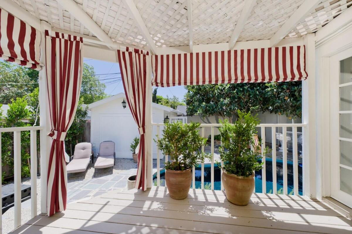 Chic West Hollywood With Pool And Adu Los Angeles